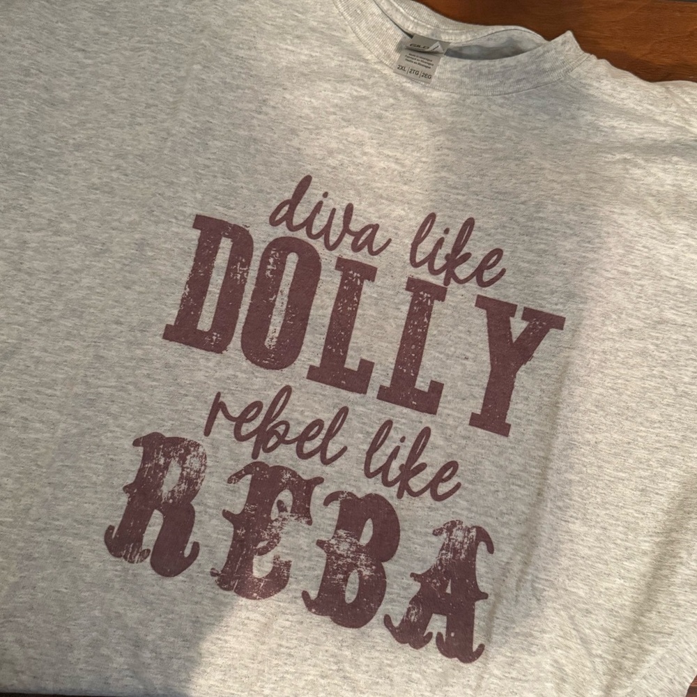 Diva like Dolly…Rebel like Dolly T-shirt Heather Gray 2xl